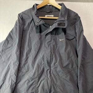 Nike Zip Up Jacket Men’s Size XL Gray Silver Tag Swoosh Logo Vintage Worn Flaws.
